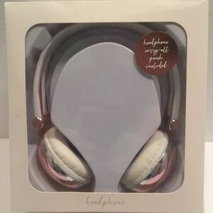 Macys Headphones, Celebrate Shop Rose Gold White Jack Cord Over-The-Ear w/pouch